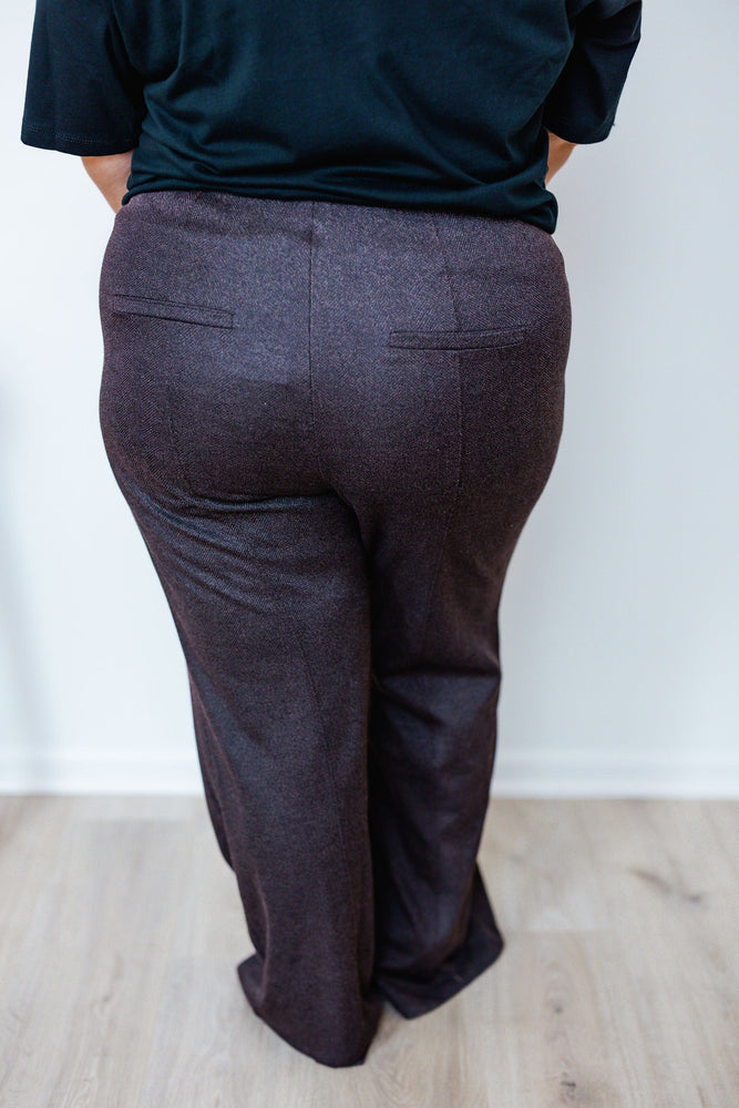 
            
                Load image into Gallery viewer, STRAIGHT LEG TROUSER IN TWEED
            
        