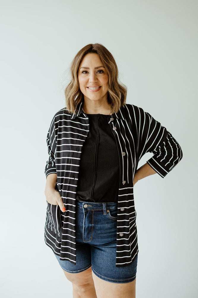 STRIPED BUTTON UP BLOUSE IN BLACK AND OFF-WHITE