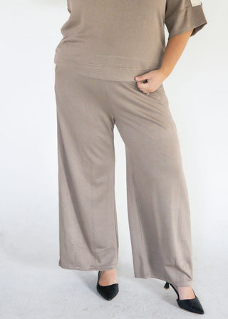 Scuba Knit Long Pants – Mocha