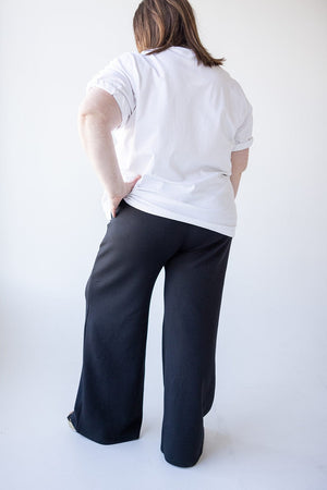 Spanx® AIRESSENTIALS WIDE LEG PANT IN VERY BLACK