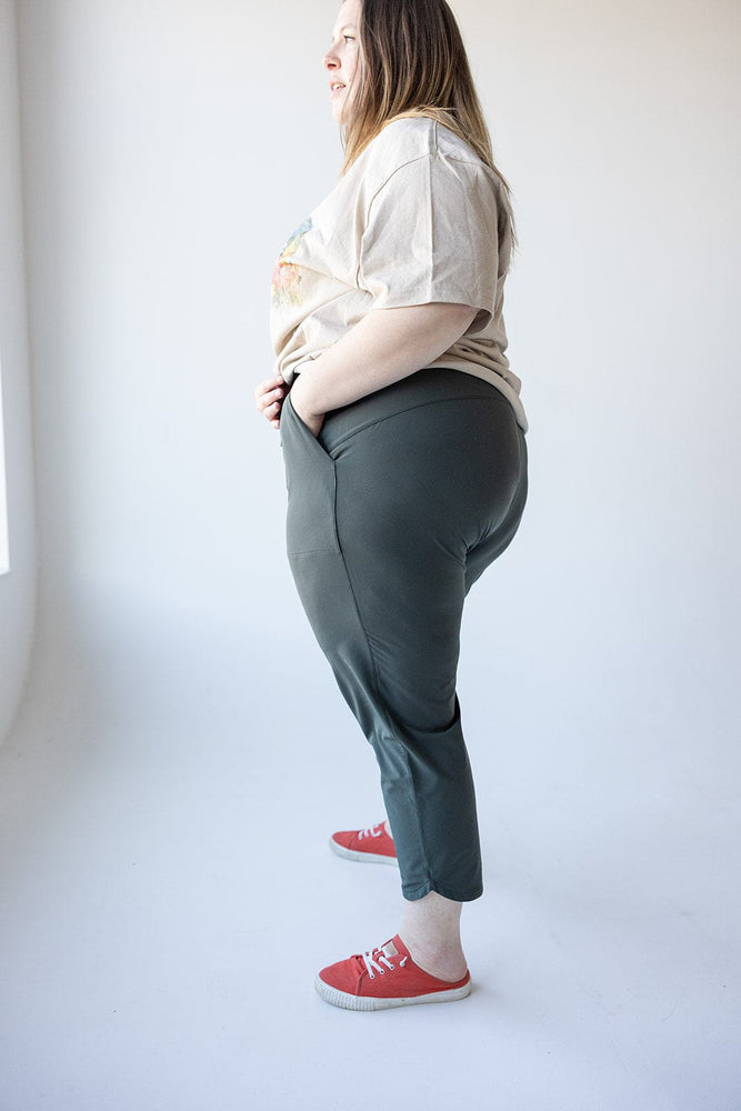 Spanx© OUT-OF-OFFICE TROUSER IN DARK PALM