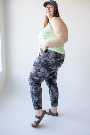 Spanx® STRETCH TWILL CARGO JOGGER