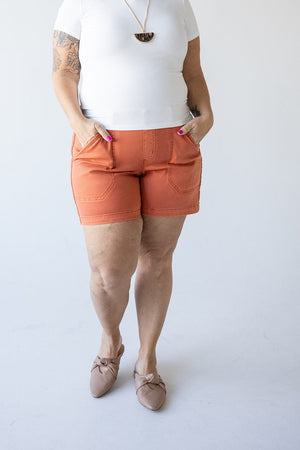 Spanx© STRETCH TWILL SHORTS 6" IN SPICED ORANGE