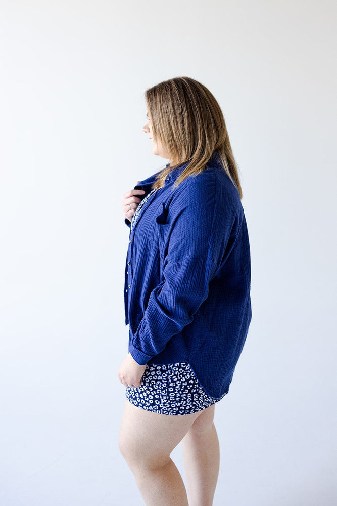 TEXTURED BUTTON-UP IN SPACE BLUE