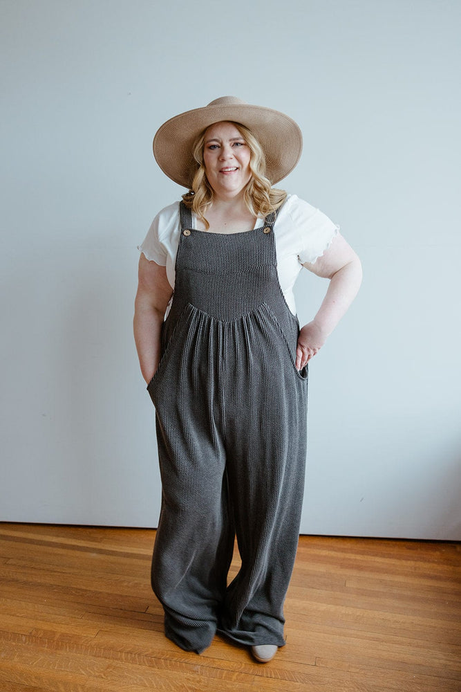 TEXTURED OVERALL JUMPSUIT