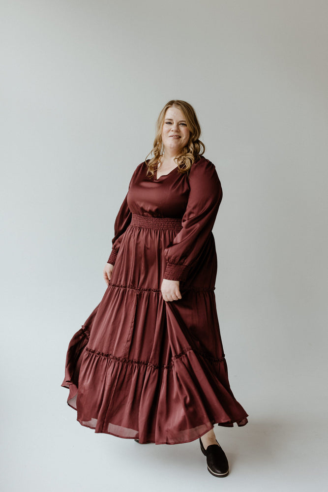 TIERED MIDI LENGTH BLOUSON SLEEVE DRESS IN ZINFANDEL