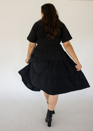 Textured Button-Front Fit & Flare Midi Dress – Black