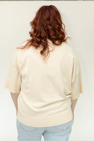 Short Sleeve Lightweight V-Neck Sweater – Natural