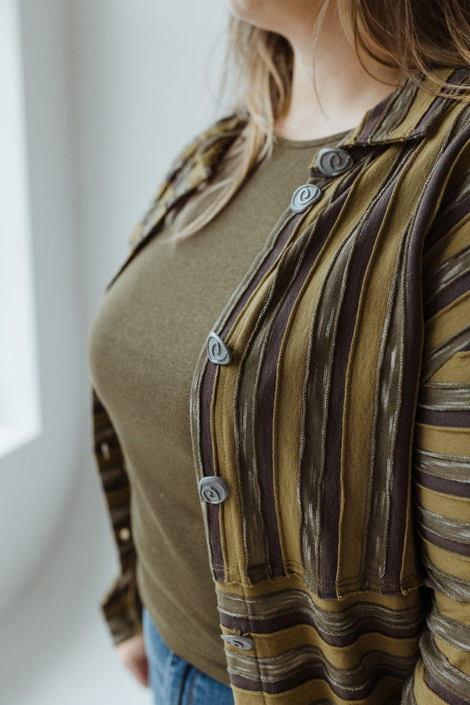 VARYING STRIPE BUTTON-UP BLOUSE IN KALE