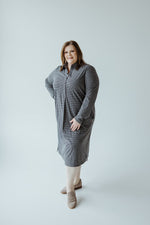 WRINKLE FREE SHIFT DRESS IN HOUNDSTOOTH