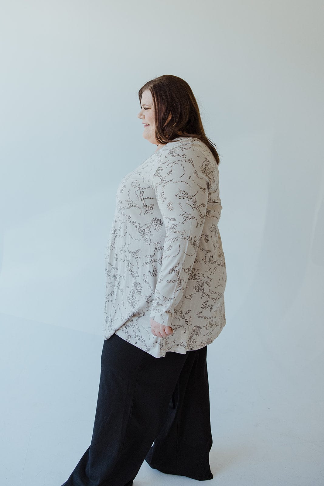 ABSTRACT DOT FLORAL PATTERN LONG TUNIC WITH V - NECK IN LIGHT GREY - Love Marlow