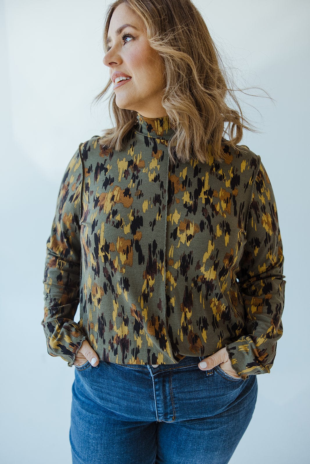 ABSTRACT PRINT TURTLENECK WITH RAW SEAMS DETAIL - Love Marlow