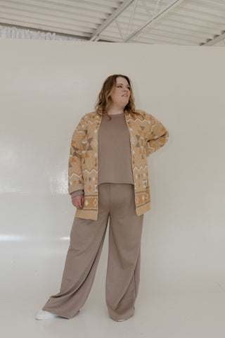 AIRLUXE RAGLAN LONG - SLEEVE SWEATSHIRT IN MOCHA - Love Marlow