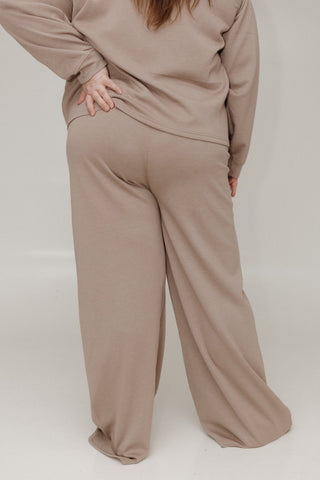 AIRLUXE STRAIGHT LEG PANTS IN MOCHA - Love Marlow