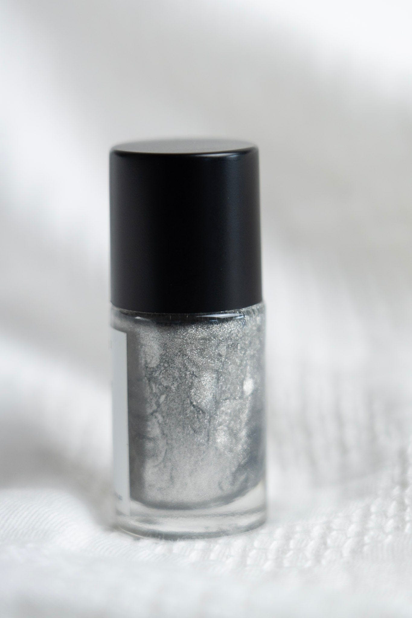 ANCHOVY SILVER METALLIC NAIL POLISH – VEGAN ODORLESS & NON - TOXIC - Love Marlow
