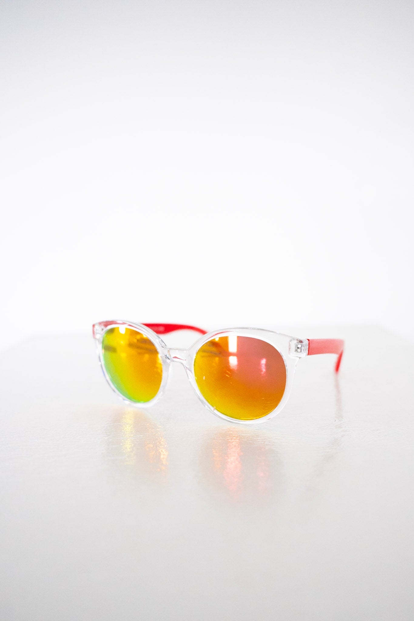 BARBADOS SUNGLASSES IN RED - Love Marlow