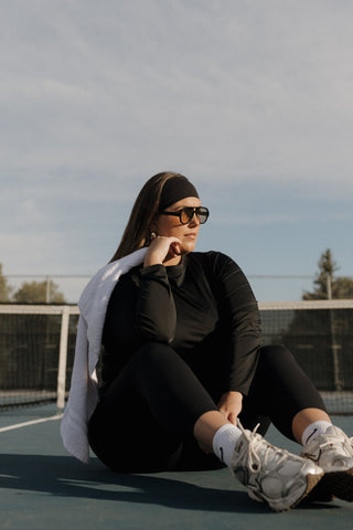 BARI BARI SUNGLASSES IN BLACK - Love Marlow