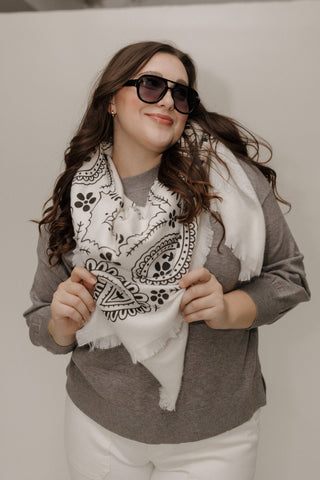 BARI BARI SUNGLASSES IN BLACK - Love Marlow