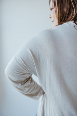 BASIC DOLMAN TUNIC IN SOFT SAND - Love Marlow