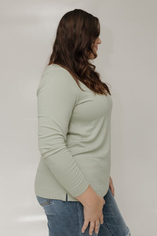 BASIC LONG SLEEVE TUNIC TEE IN WINTERGREEN - Love Marlow
