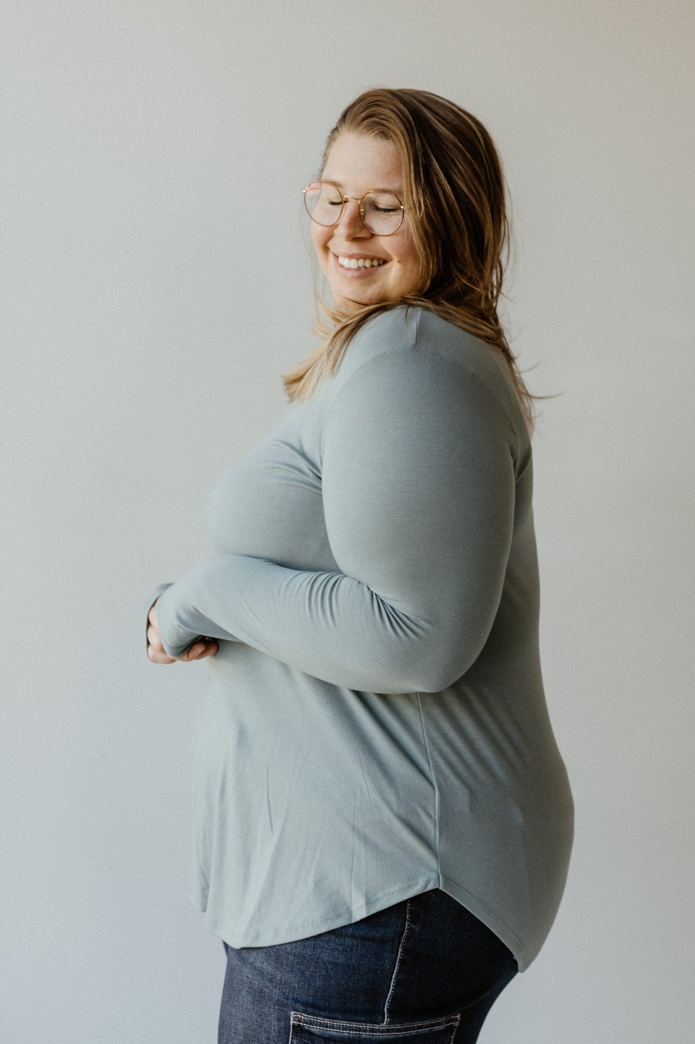 BASIC LONG - SLEEVE V - NECK TEE IN WINTER TIDAL WATER - 2x - Love Marlow