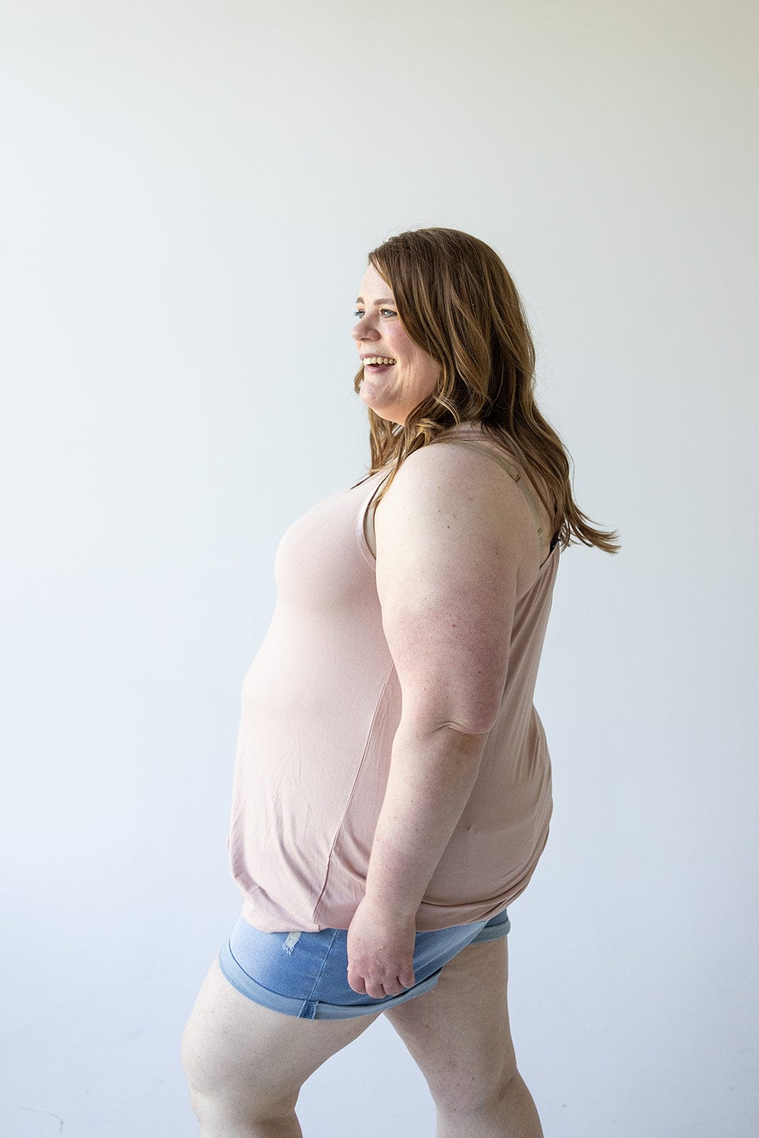 BASIC RACERBACK CAMI IN GREY ROSE - Love Marlow