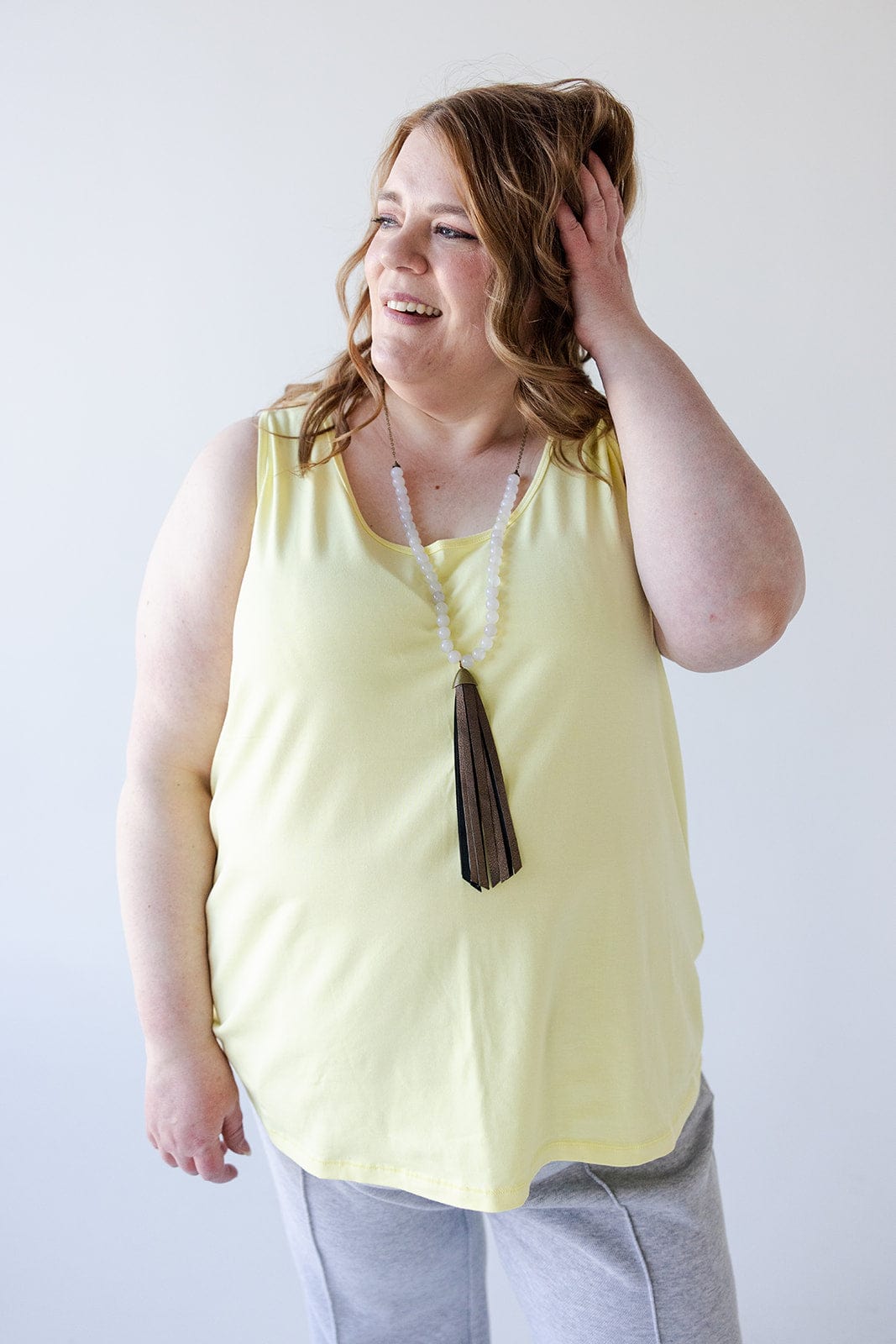 BASIC SCOOP NECK TANK IN SUNSHINE - Love Marlow