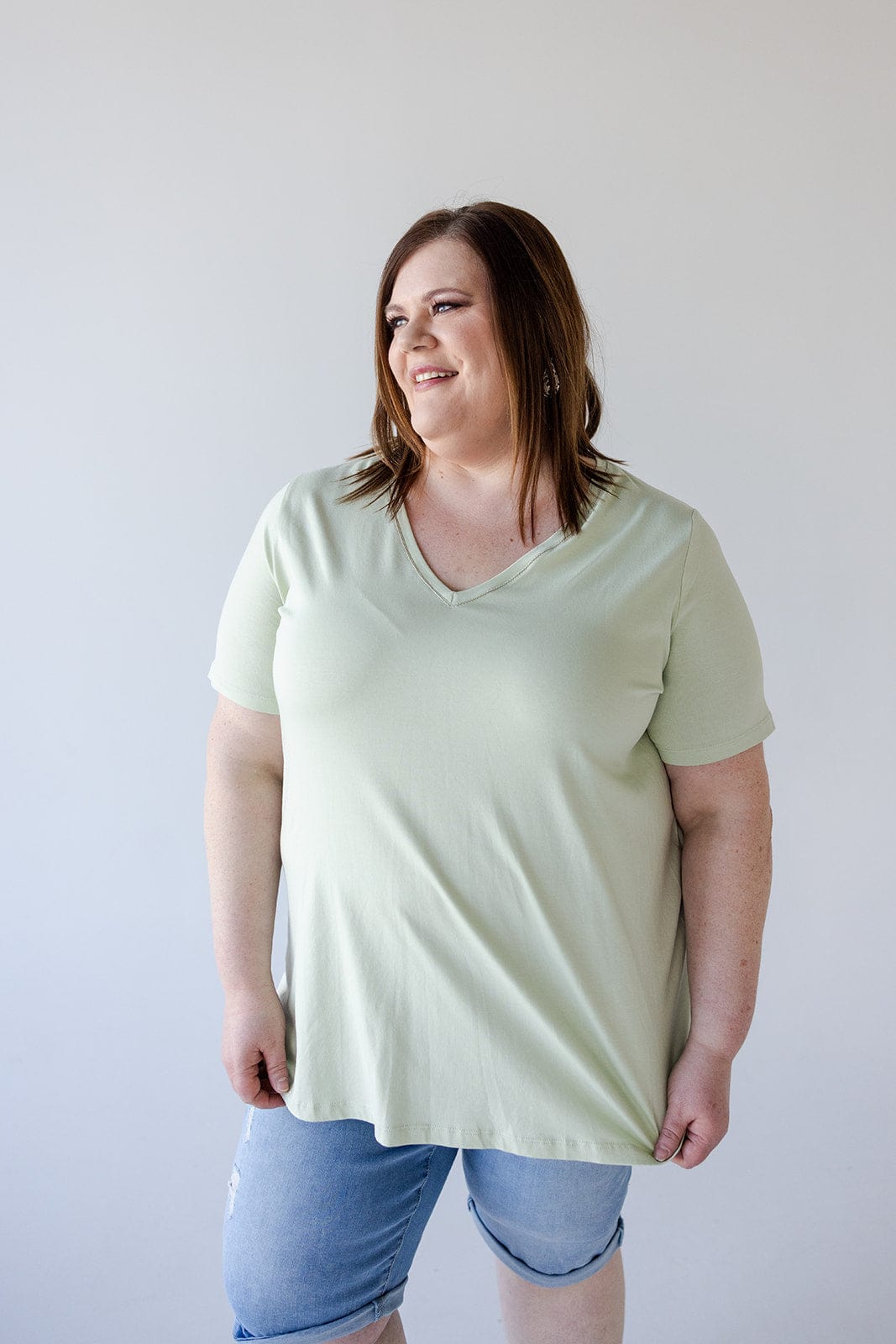 BASIC V - NECK TEE WITH SPARKLE IN PISTACHIO - Love Marlow