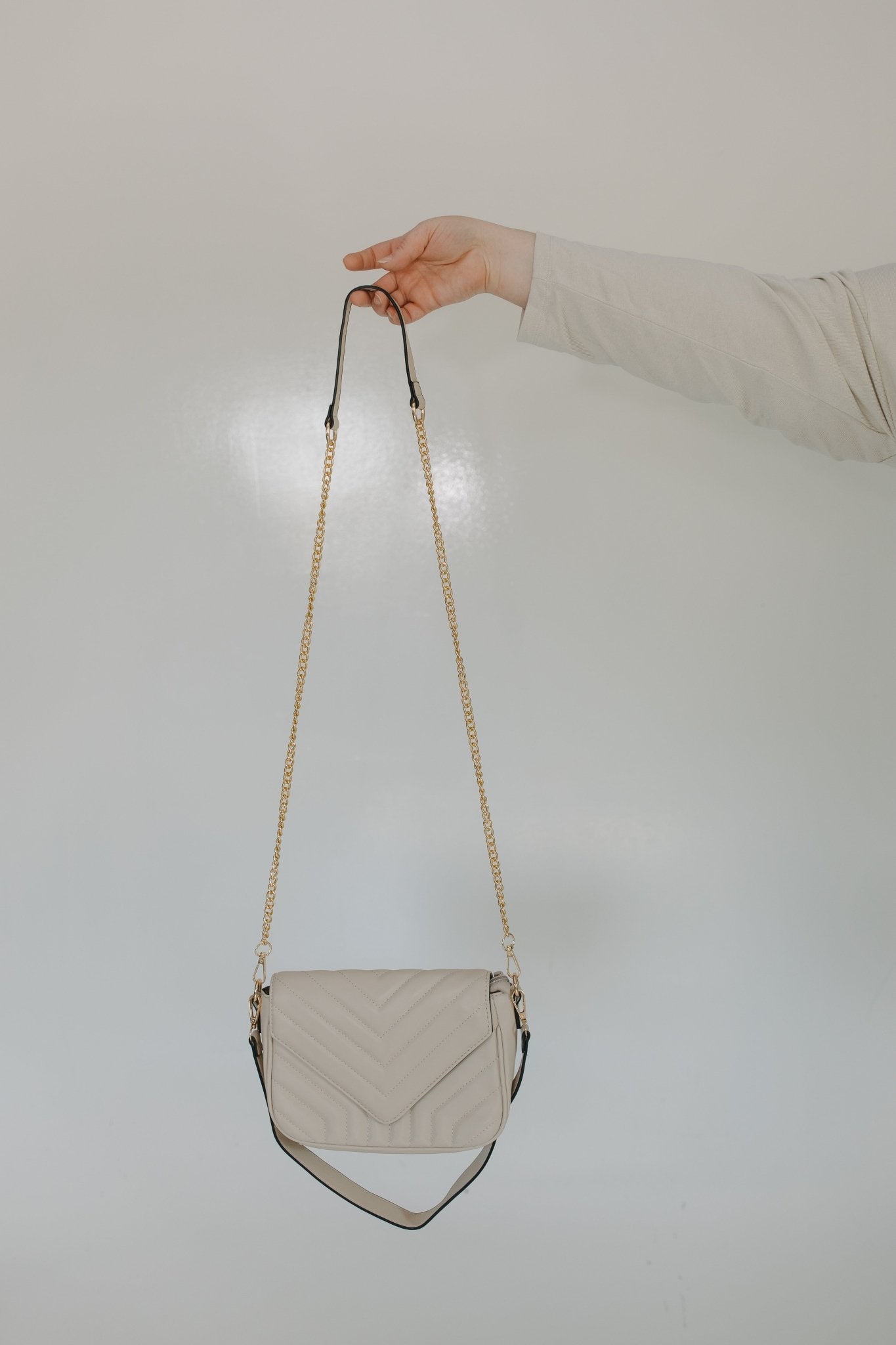 BEIGE QUILTED ENVELOPE FOLDOVER PURSE LIGHTWEIGHT FAUX LEATHER DAY - TO - NIGHT BAG - Love Marlow