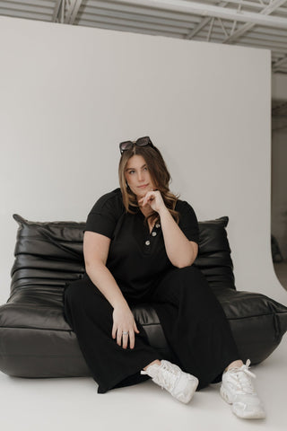 Black Double Button Ribbed V - Neck Boyfriend Tee - Love Marlow