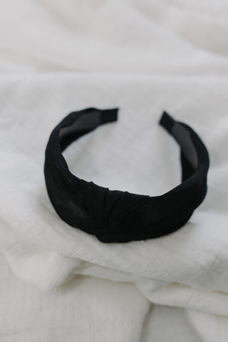 BLACK MATTE SATIN TWISTED HEADBAND - Love Marlow