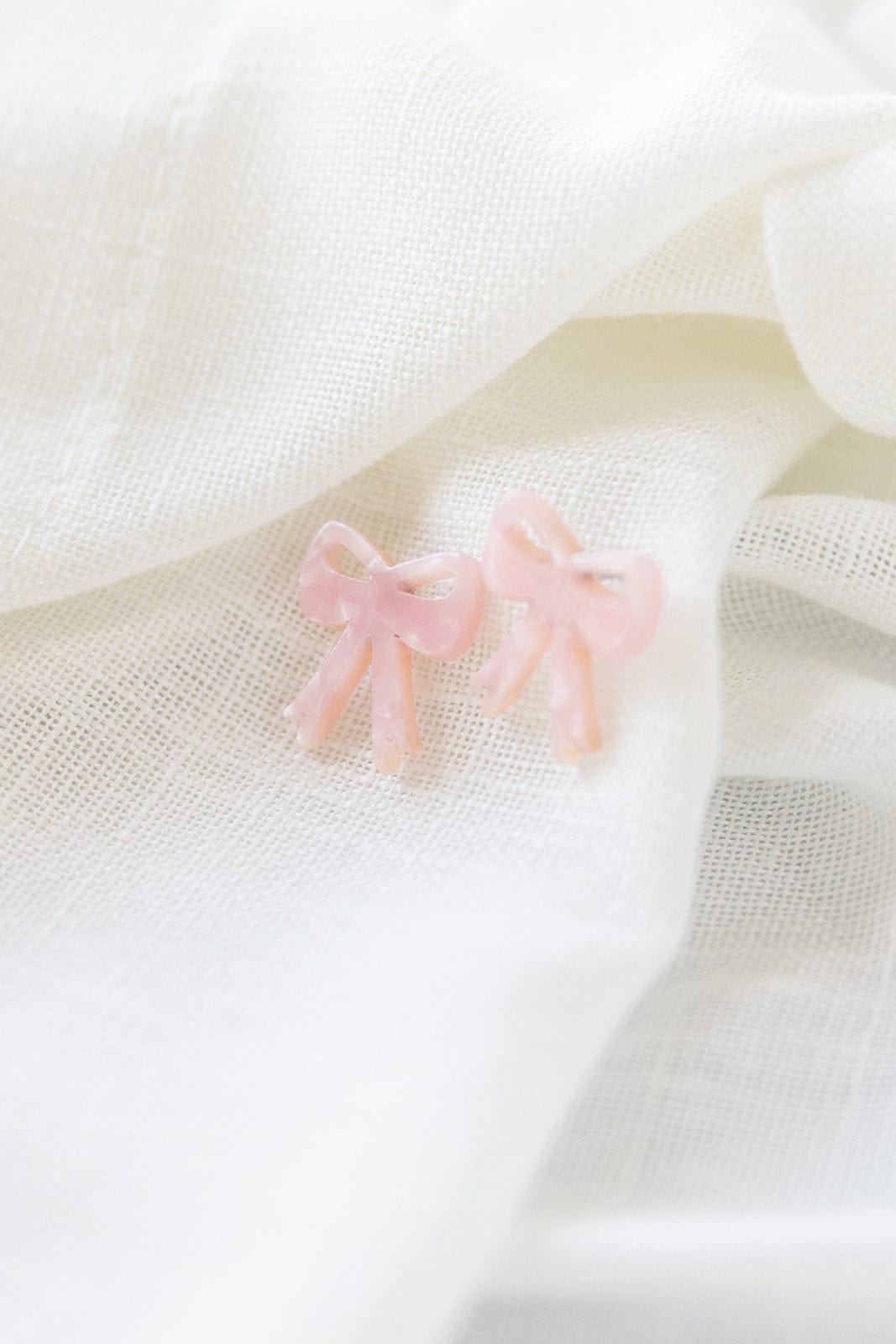 BOW STUDS IN BABY PINK - Love Marlow