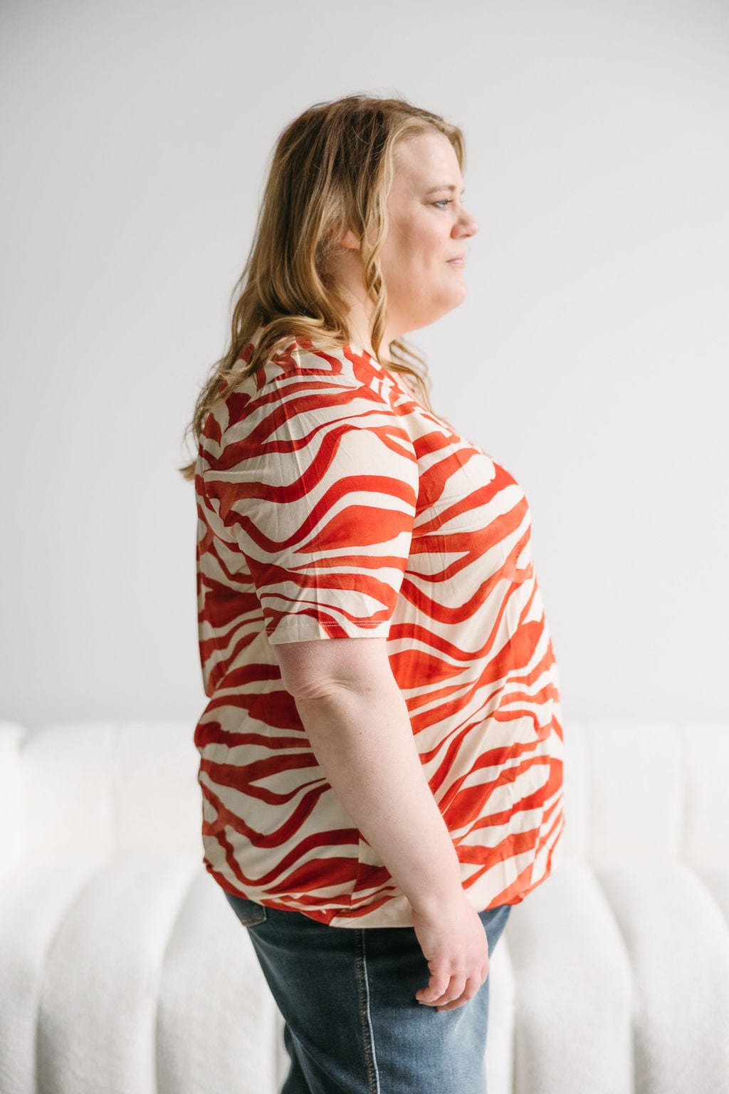 BREEZY BANDED HEM BLOUSE IN ABSTRACT PRINT - Love Marlow