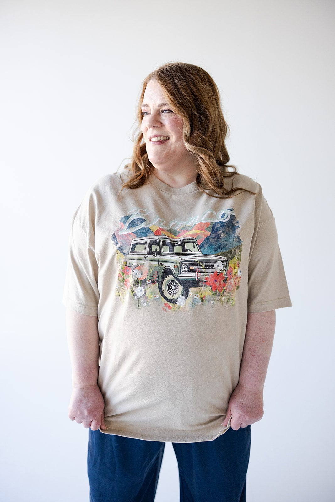 "BRONCO" GRAPHIC TEE - Love Marlow