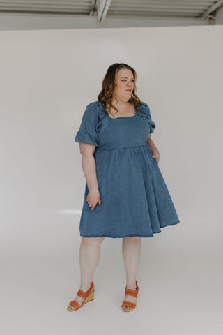 BUBBLE SLEEVE DENIM DRESS IN DARK MEDIUM WASH - Love Marlow
