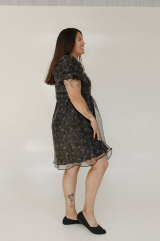 BUBBLE SLEEVE KNEE LENGTH DRESS IN FLORAL PRINT - Love Marlow