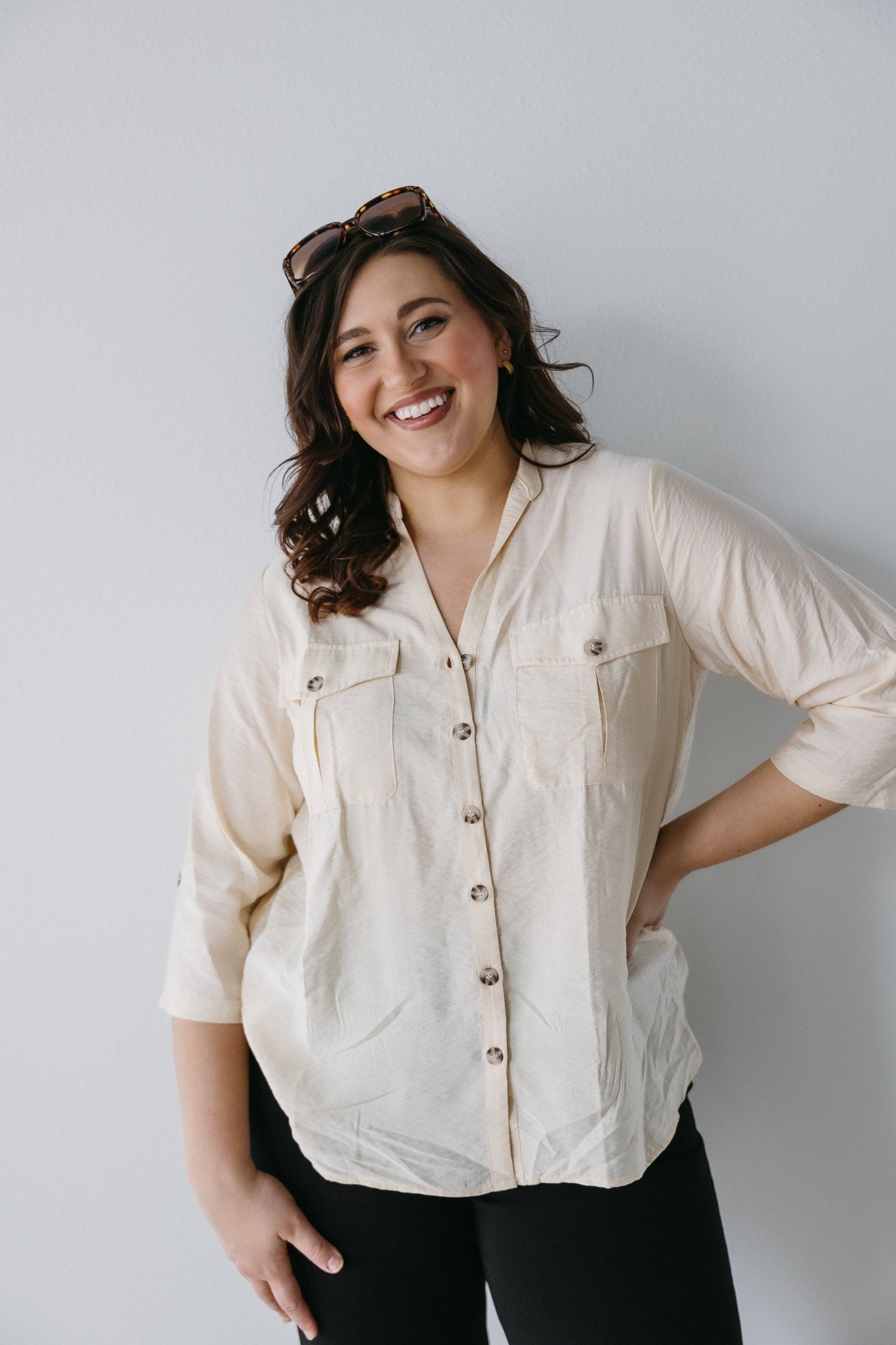 BUTTON DOWN BLOUSE IN SUN BLEACHED DRIFTWOOD - Love Marlow