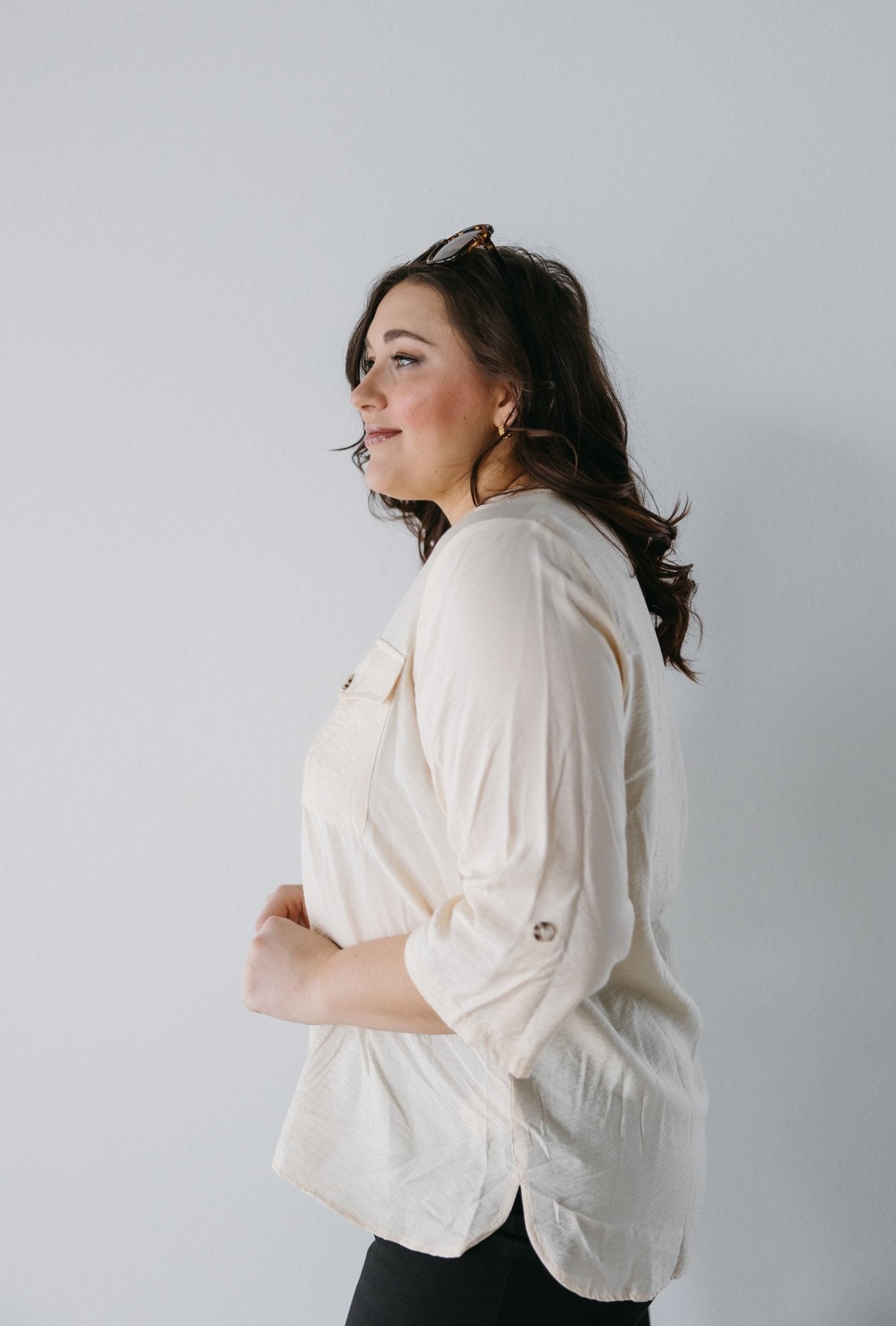 BUTTON DOWN BLOUSE IN SUN BLEACHED DRIFTWOOD - Love Marlow