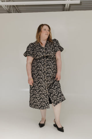 BUTTON FRONT FITTED FLORAL DRESS - Love Marlow