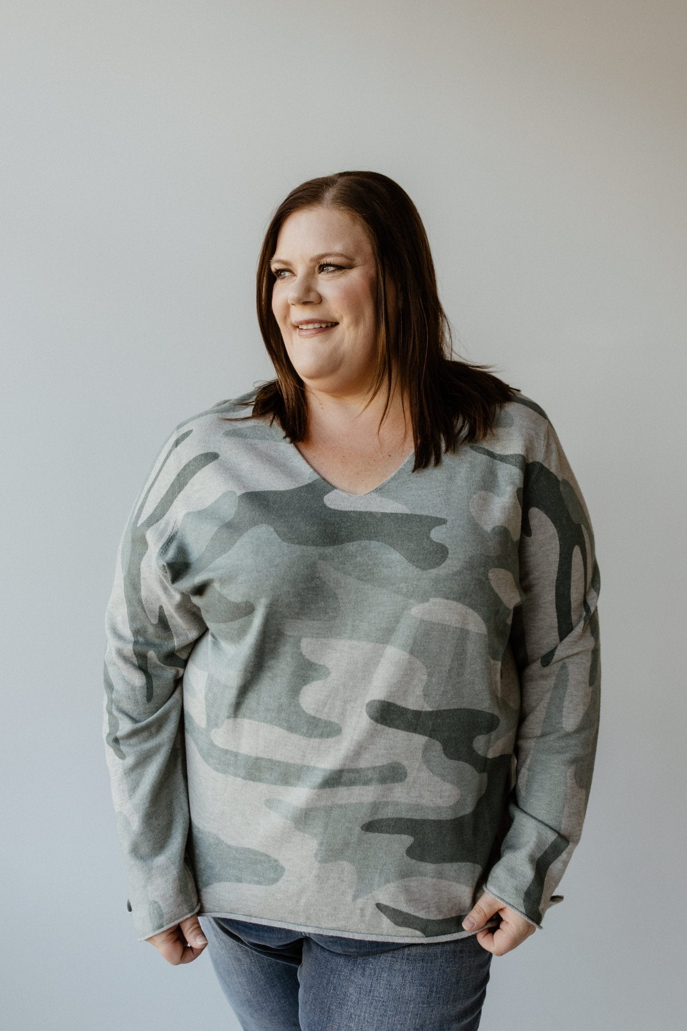 CLASSIC CAMO V - NECK SWEATER WITH RAW EDGE - 2x - Love Marlow