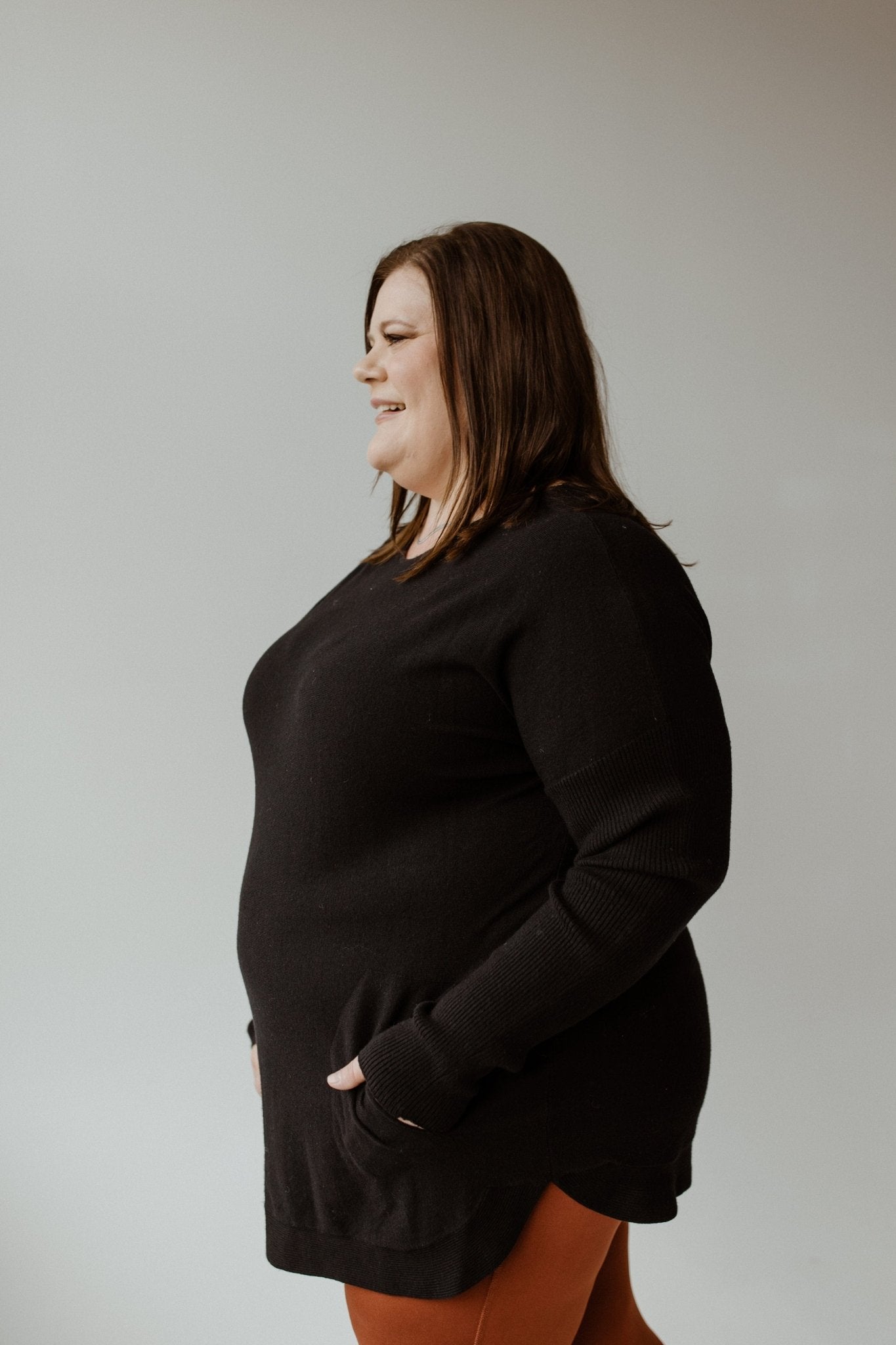 CLASSIC CREWNECK SWEATER WITH EYELET BACK DETAIL IN BLACK - Love Marlow