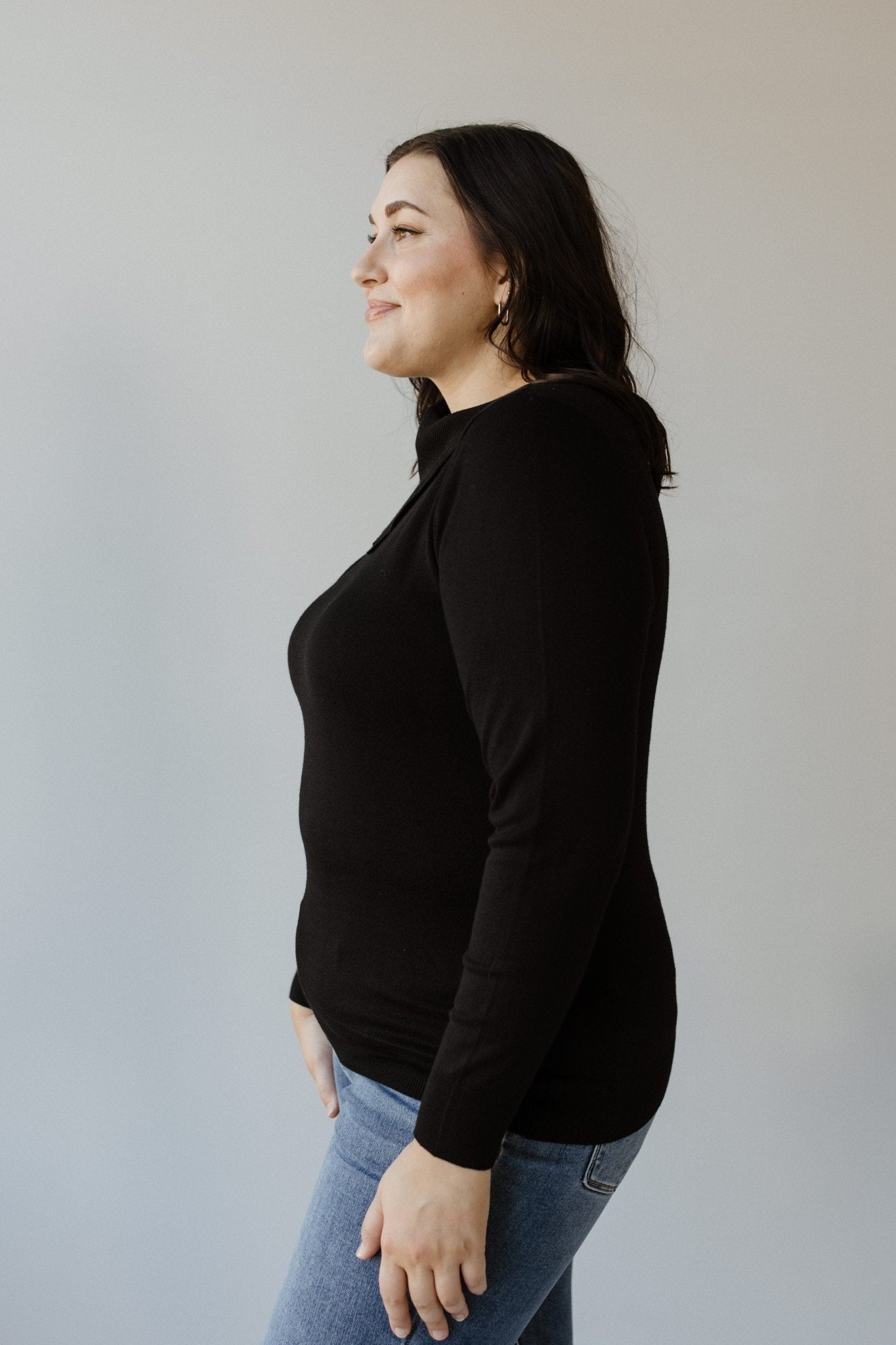 CLASSIC LIGHTWEIGHT TURTLENECK IN BLACK - Love Marlow