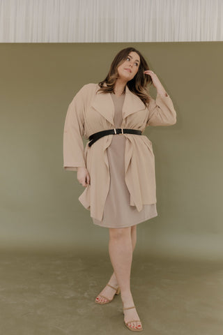 Classic Square Belt with Gold Accents in Black - Love Marlow