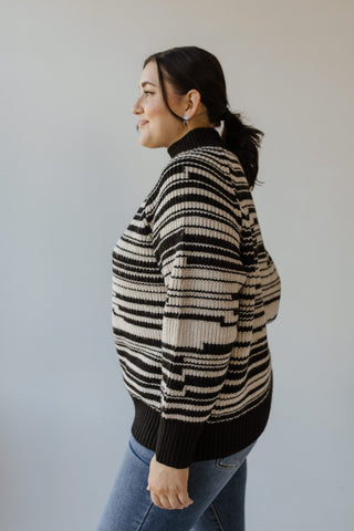 CLASSIC SWEATER WITH STRIPE PATTERN - 20 - Love Marlow
