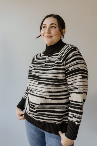 CLASSIC SWEATER WITH STRIPE PATTERN - 20 - Love Marlow