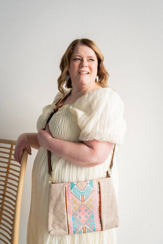 COLORFUL EMBROIDERED CROSSBODY PURSE - Love Marlow