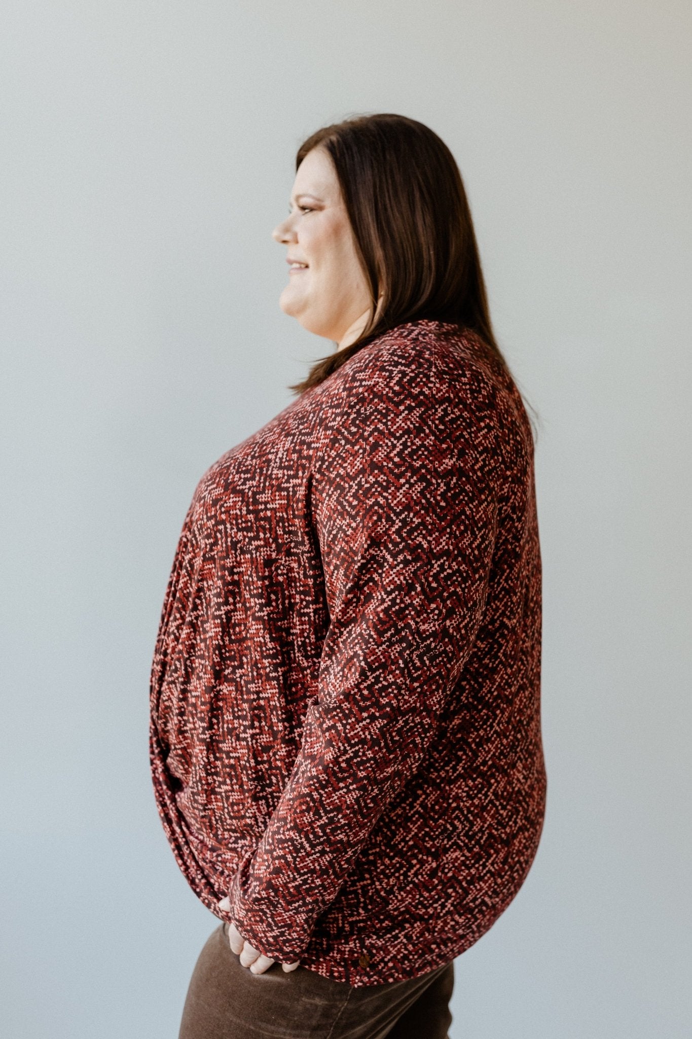 COLORFUL PIXELATED LONG SLEEVE TWIST FRONT TEE - Love Marlow