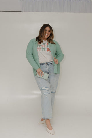 COQUETTE CHRISTMAS BOW CREWNECK GRAPHIC TEE - Love Marlow