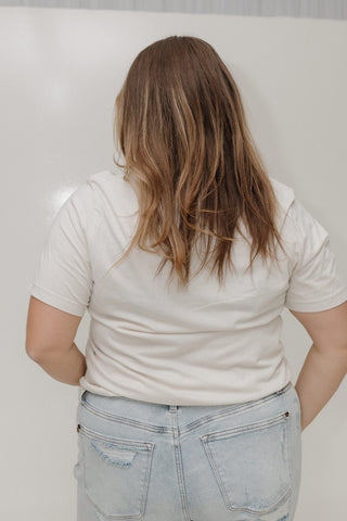 COQUETTE CHRISTMAS BOW CREWNECK GRAPHIC TEE - Love Marlow