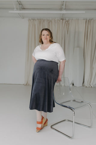 CORDED VELVET SKIRT WITH SLIT - Love Marlow